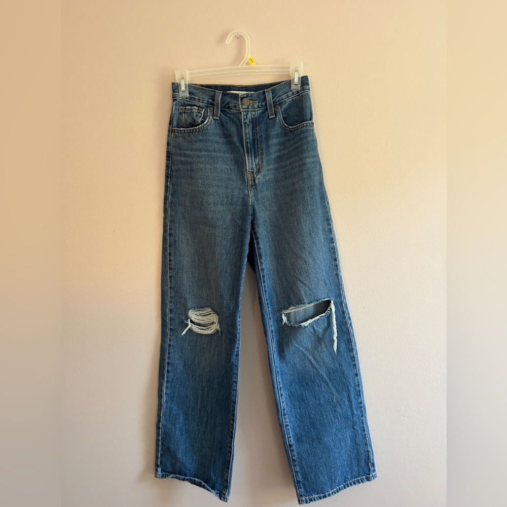 Levi’s High Waisted Straight Jeans